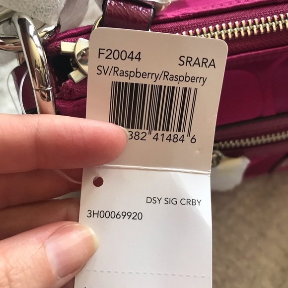 BNWT Srara Coach Handbag - Raspberry - Picture 4 of 7